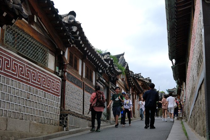 8 Hours Private tour with top attractions in Seoul - N Seoul Tower: panoramic payoff without the guesswork