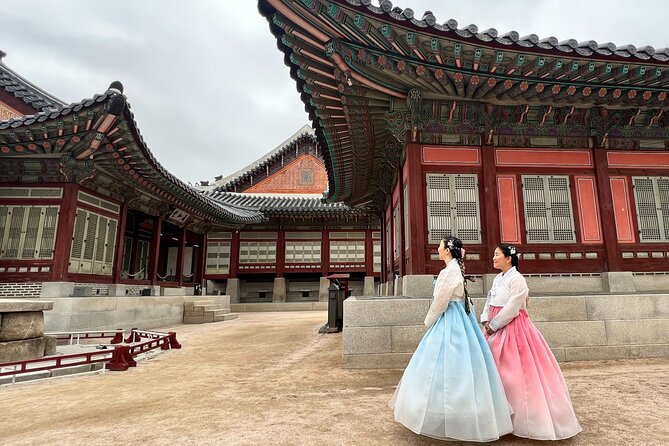 Best Seoul City Tour (Gyeongbokgung Palace,Insadong,Namsan Tower) - National Folk Museum vs. Hanok Village: choosing atmosphere over checklists