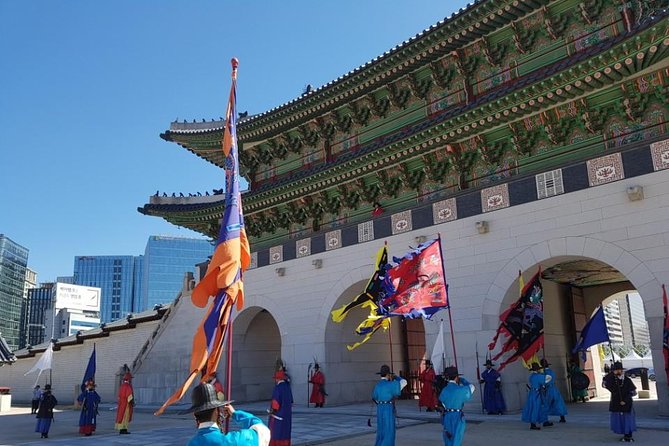 Best Walking Tour to Gyeongbok Palace Bukchon Hanok Village - Route and timing: from Taepyeongno to Insadong