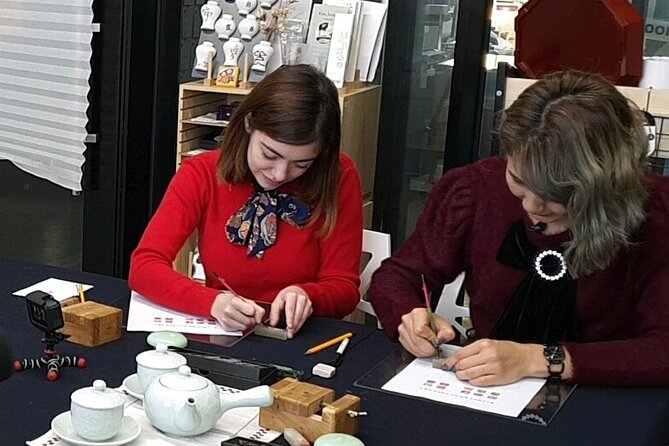 Carve Your Personal Korean Stone Seal with Jeongju in Insadong - Carving drills: straight lines and circles that matter more than you think