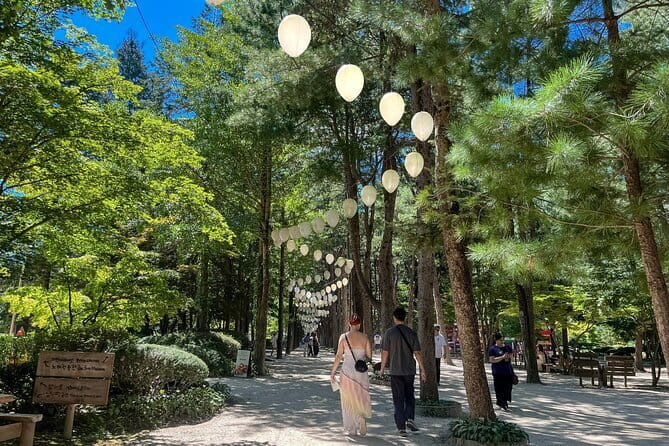 Day Tour of Suwon Hwaseong Fortress Starfield Waujeongsa Temple - Starfield Suwon Library: Photo Time Inside a Modern Mall