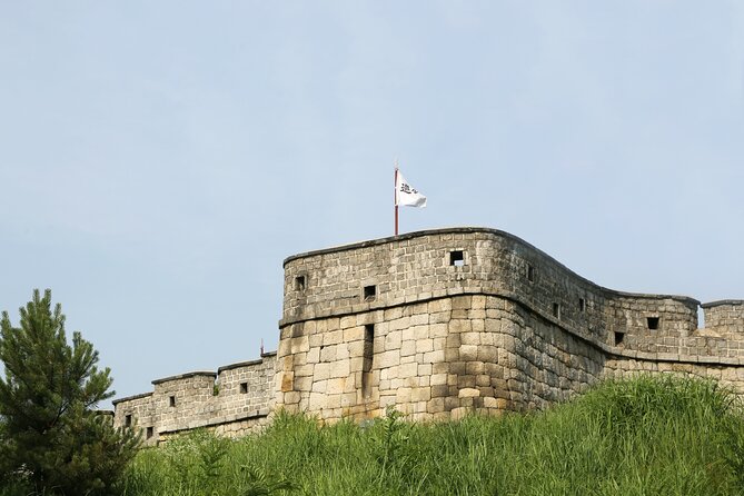 Day Trip to UNESCO: Suwon Fortress Adventure from Seoul - What can go wrong (and how to protect your photos and time)