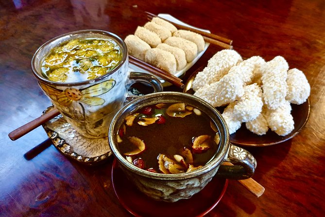 Downtown Seoul Guided Food & Market Tour with 8+ Local Tastings - From Kimbap to Dumplings to Fish Soup: The Included Tastings You Should Expect