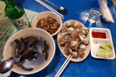 Drinking and Eating through the Alleys of Seoul - Meeting near Dongho-ro, ending near a subway stop