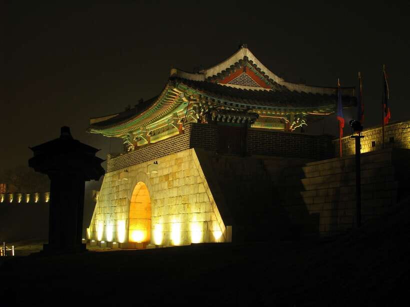 From Seoul: Suwon Hwaseong Fortress Night Tour - The people behind the stones: Joseon planning, Jeong Yak-yong, and purpose