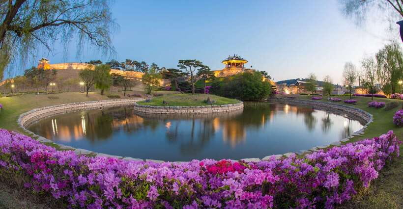 From Seoul: Suwon Hwaseong Fortress Night Tour - Comfort tips for a night photo walk (and fewer regrets)