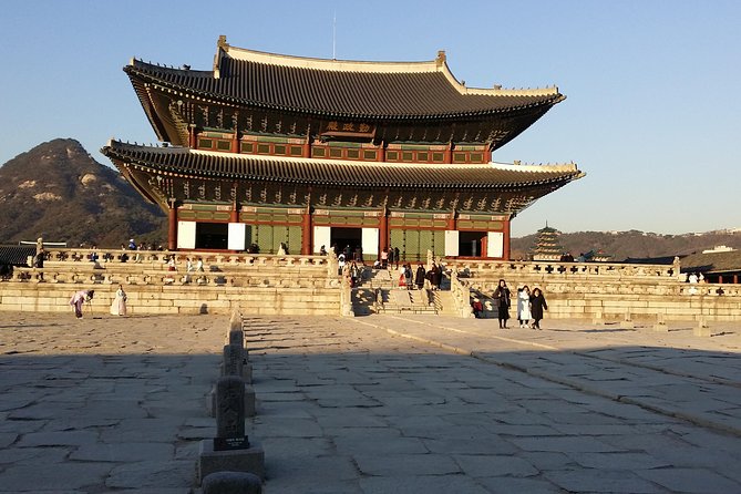 Full Day- Essential Seoul City Tour & Gourmet Tour(including Lunch and Dinner) - National Folk Museum: the context stop that makes the rest click