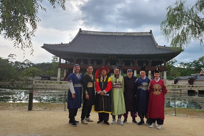 Half day Morning Seoul City Tour(Temple & Gyeongbok Palace) - Logistics and pacing: what makes the tour feel worth $32