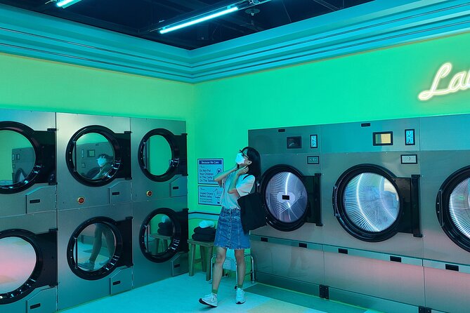 K-POP Experience in Seoul: Real K-POP Agency & Fan Culture - Price, pacing, and what you actually get for $43