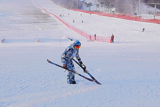 Korea Ski Tour from Seoul - Jisan Resort with Isaac Toast - Gear and Extra Costs: Budget the Extras Before You Freeze