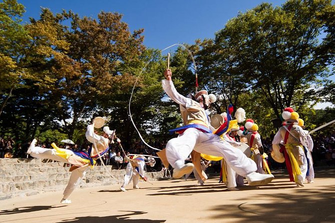 Korean Folk Village and Suwon Hwaseong Fortress Day Tour(EG Tour) - Weather and traffic: the two things that change the day