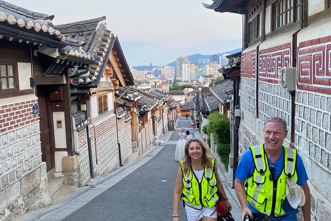 Market Food Tour & Evening E-bike Ride in Seoul - Should you book this Seoul e-bike + food tour?