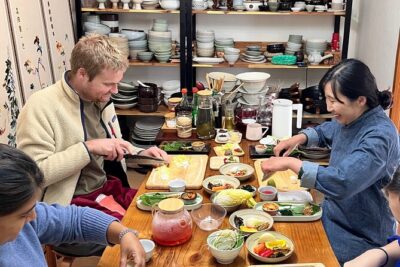 Master Korean traditional cooking with a Kimchi chef - Cooking in a Korean-Style Home Kitchen