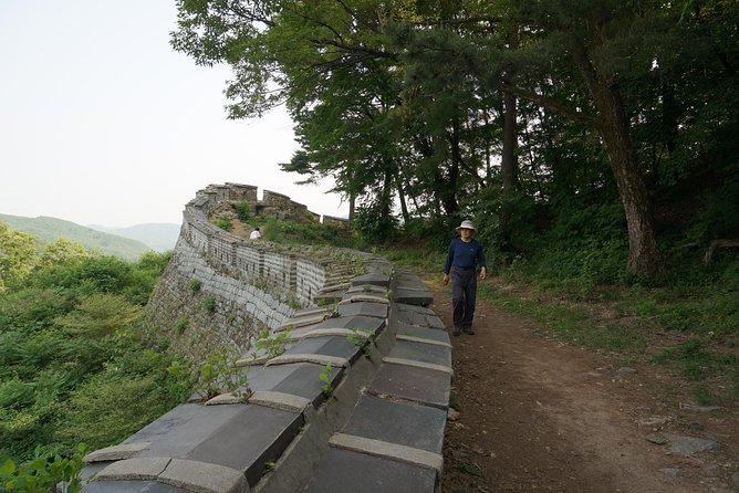 Namhansanseong UNESCO Historical Sites and Korean Folk Village-Private Tour - Korean Folk Village: real Joseon houses, seasonal scenes, and performances