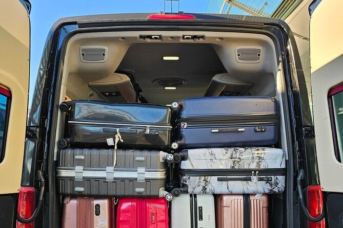 Private Airport Transfer From Incheon Airport To Seoul(up to 12) - What the pickup experience feels like at the airport