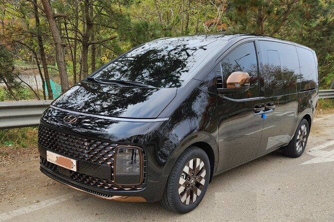 Private Airport Transfer <em> Incheon Airport <-> Seoul (1-5 people) – Quick highlights you’ll feel on day one’ /></p>
<ul>
<li><strong>Gate-side meeting with a name board</strong> so you can get moving fast</li>
<li><strong>Up to 5 people per group</strong> in a private vehicle</li>
<li><strong>5 standard luggage pieces allowed</strong>, with clear rules for larger bags</li>
<li><strong>Mobile ticket</strong> for a simpler arrival day</li>
<li><strong>Hotel lobby pickup for departures</strong> timed to your flight (4 hours early)</li>
<li><strong>Free cancellation up to 24 hours before</strong> for full refund peace of mind</li>
</ul>
<h2 id="the-95-95-price-why-it-can-make-sense-for-groups">The $95.95 price: why it can make sense for groups</h2>
<p><img src=
