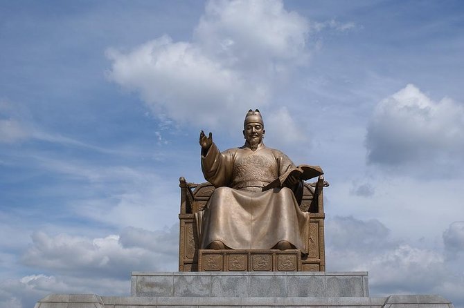 Private City Kickstart Tour: Seoul - What a Local Host Adds Beyond the Usual Guide Notes
