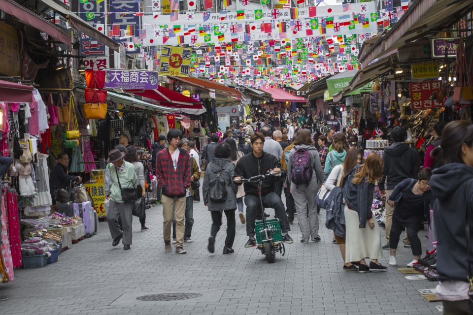Private Customized Seoul Tour with Your Korean Buddy - Myeongdong and Namdaemun Market: Shopping and Snacks, Planned Instead of Random