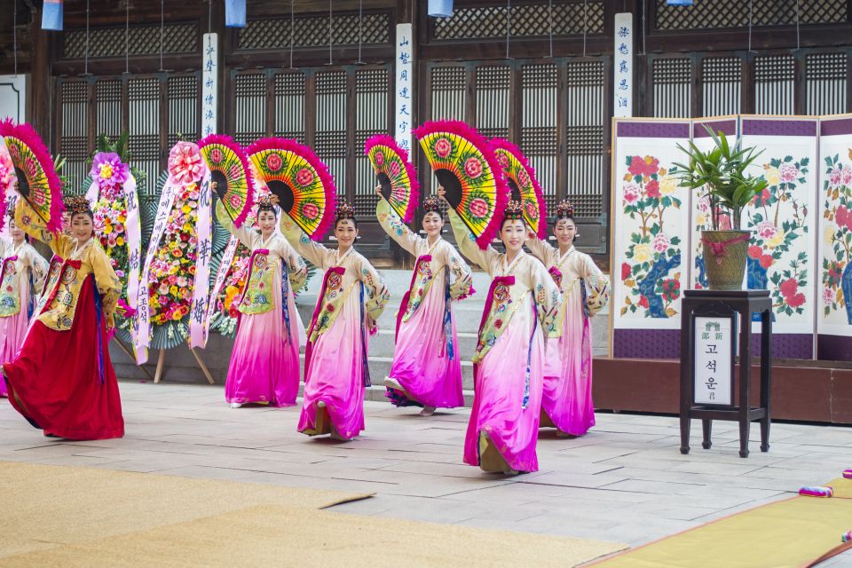 Private Customized Seoul Tour with Your Korean Buddy - Gangnam, COEX, and the Han River: Seoul’s Modern Side With a Reset Moment