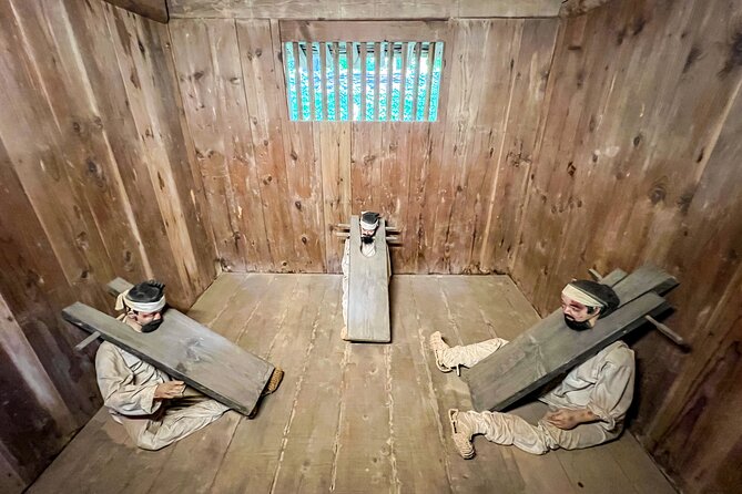 Private Day Trip to Korean Folk Village and Hwaseong Fortress - Korean Folk Village: walking through Korea up to the 1970s