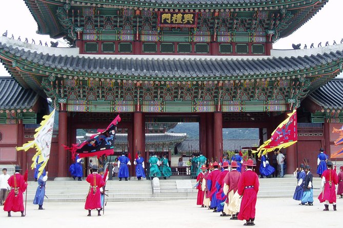 Private Layover Tour from Incheon Airport to Seoul - Jogyesa Temple: A Short, Free Breather from the Royal Energy