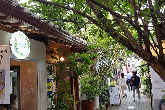Private Layover Tour from Incheon Airport to Seoul - Namdaemun Market: Big Traditional Shopping Time Without Extra Ticket Fees