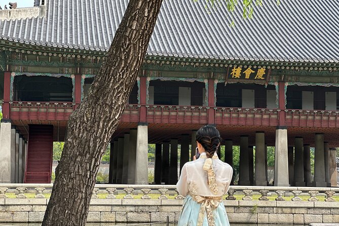 Seoul City Half Day Tour-Gyeongbok Palace Guard Changing Ceremony - The ginseng center (or amethyst stop): the only part that can feel pushy