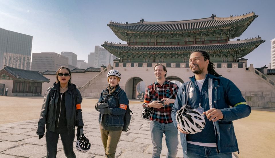 Seoul: City Highlights eBike Tour - Why an e-bike tour works so well in Seoul
