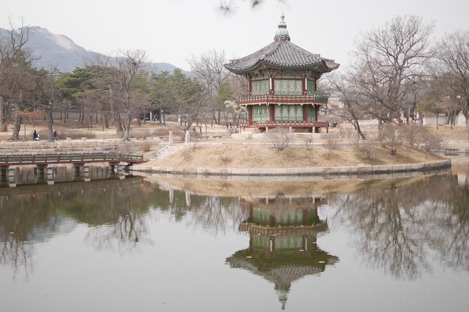 Seoul City Private Full-Day Tour Including Lunch - A full-day Seoul tour that actually adds up (for $220 pp)
