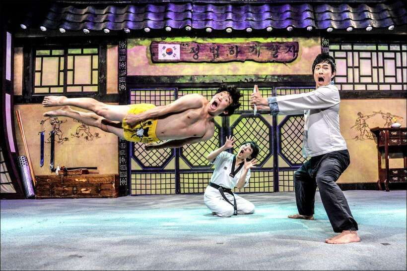 Seoul: Comic Martial Arts Performance JUMP Show Ticket - JUMP in Seoul: Comic Martial Arts in a Real-Life Korean Home