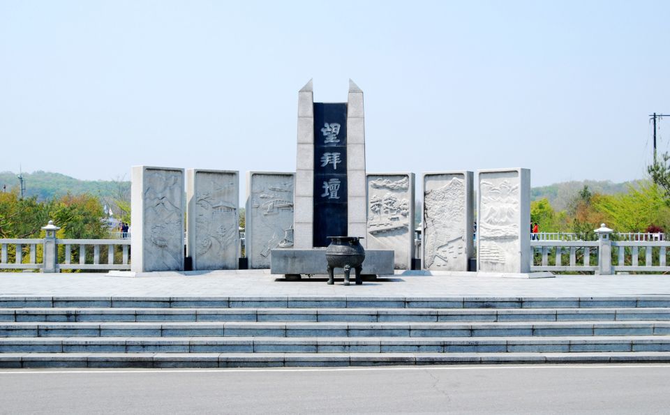 Seoul: DMZ, Gyeongbokgung Palace & City Tour - Gyeongbokgung Palace: More Than Royal Backdrops