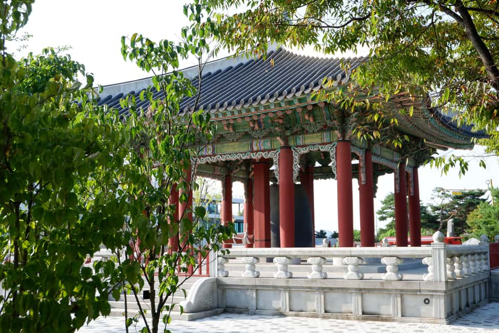 Seoul: DMZ Tour with Optional Suspension Bridge - Optional Gamaksan Suspension Bridge: extra hike, extra photos