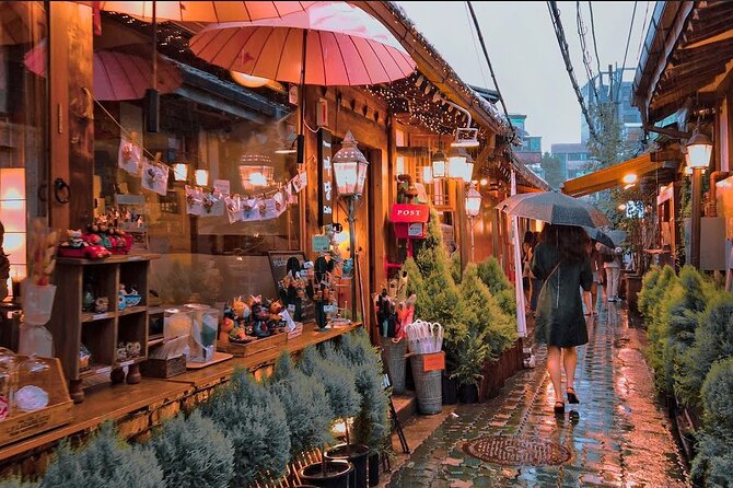 Seoul Fun Food Tour: 12 different food tastings - What 12 tastings means for your budget and your stomach