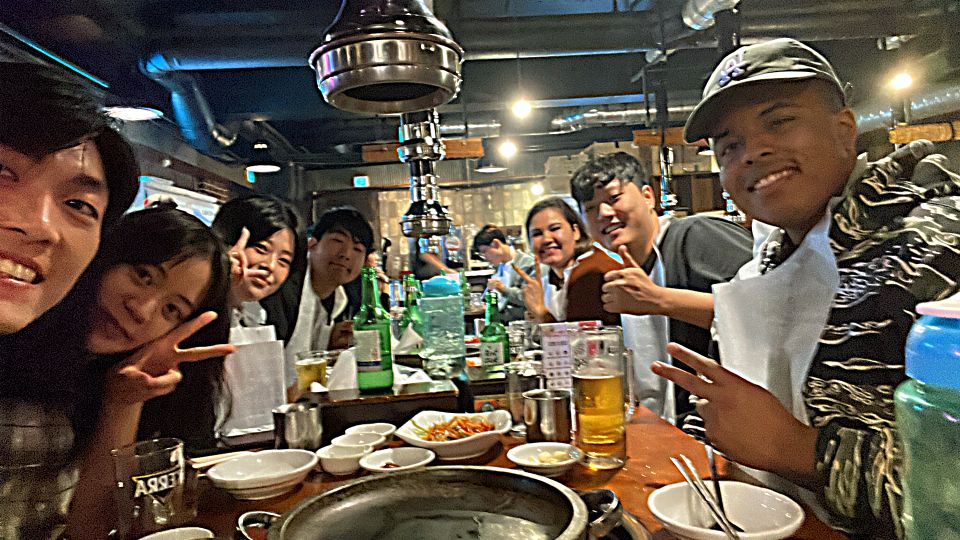 Seoul: Guided City Wall Sunset Hike with Korean Dinner - Dongdaemun Meeting Point and the 3-Hour Timeline