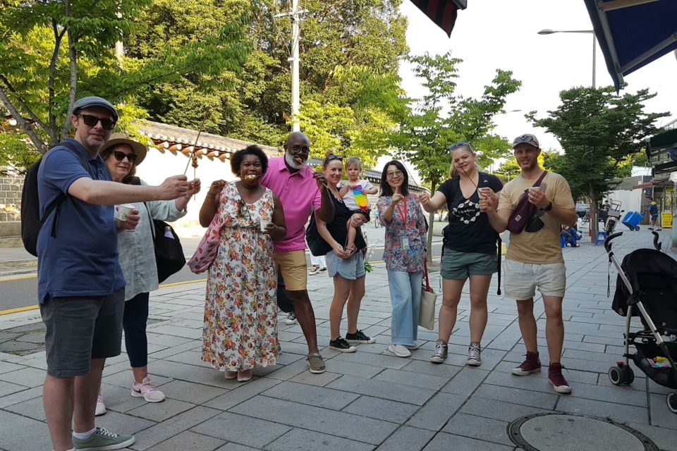 Seoul: Gwangjang Market Netflix Food Tour - Insa-dong Culture Avenue: where street-level culture meets your snack route