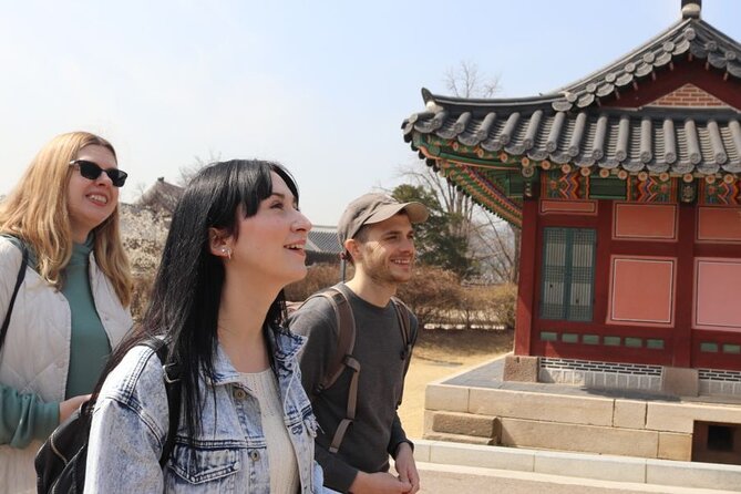 Seoul Half Day Tour with a Local: 100% Personalized & Private - Route plan that makes sense: palace, arts street, design landmark, hanok village
