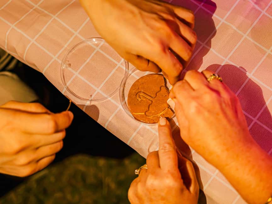 Seoul: Han River Night Picnic & Games with Cruise - Cold-Weather Switch: Indoor Korean BBQ Buffet
