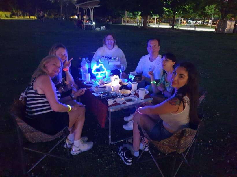 Seoul: Han River Night Picnic & Games with Cruise - Who This Tour Is Best For