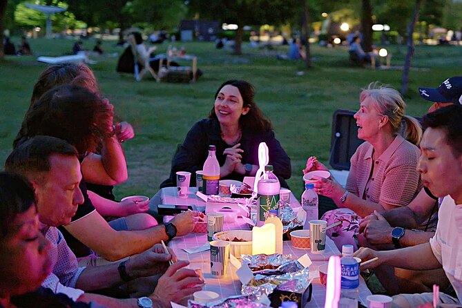 Seoul Han River Night Tour: Picnic, Games & Starlight Cruise - Seasonal Plan: Picnic in Warm Months vs Indoor BBQ Buffet in Winter