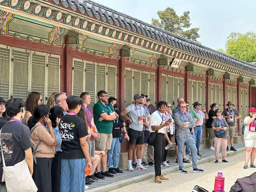 Seoul Highlights: Gyeongbok Palace, Insadong & N Seoul Tower - Namsangol Hanok Village: a calm reset in the middle of Seoul