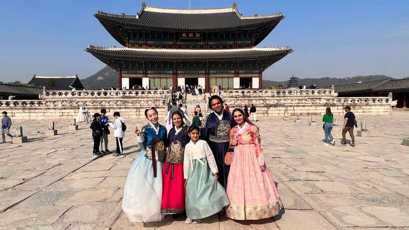 Seoul Highlights: Gyeongbok Palace, Insadong & N Seoul Tower - Price and what $26 really buys in your time