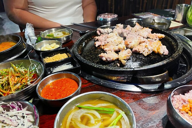 Seoul: Korean BBQ Place of the Month Curated by the Host - Your 90-Minute Flow: From Meet-Up to Your First Wrap