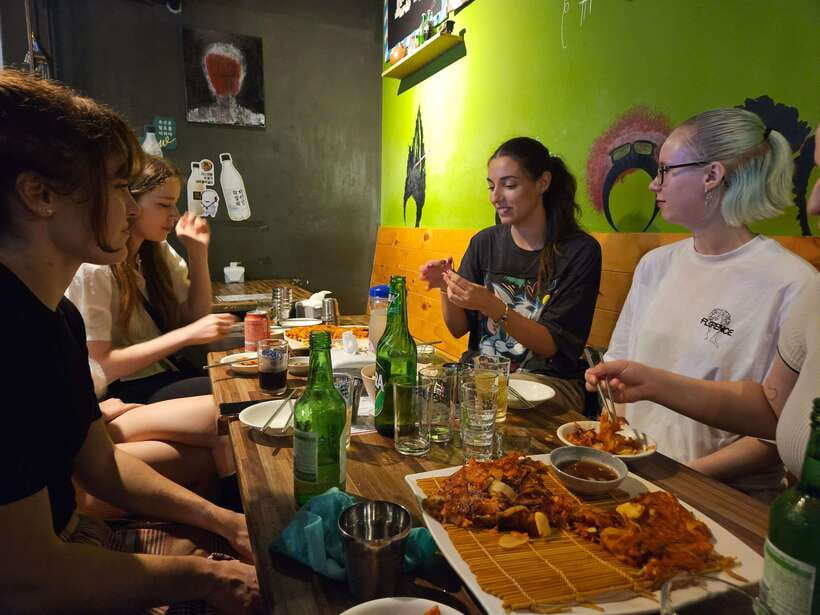 Seoul: Korean Drinking Games Night (non-drinkers welcome) - Quick hits