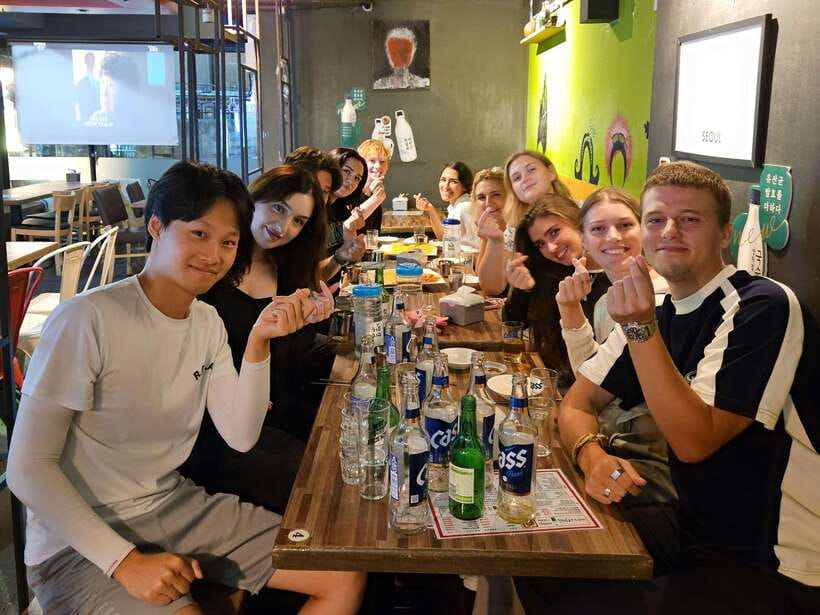 Seoul: Korean Drinking Games Night (non-drinkers welcome) - Meeting at Hongik University: finding the group fast