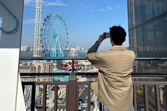 Seoul Layover Private Incheon Cultural Odyssey from Airport - Songdo Central Park: the seawater canal you can actually stand beside