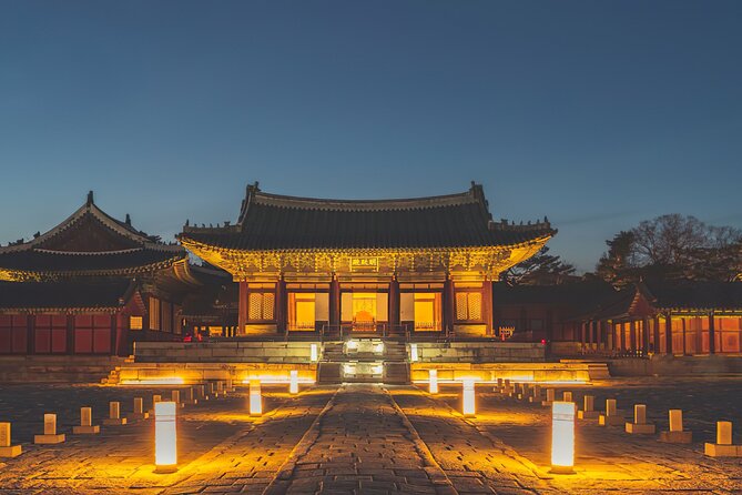 Seoul Night Palace & Market Food Tour with Vehicle - Stop 1: Changgyeonggung Palace after dark (and the story behind the lights)