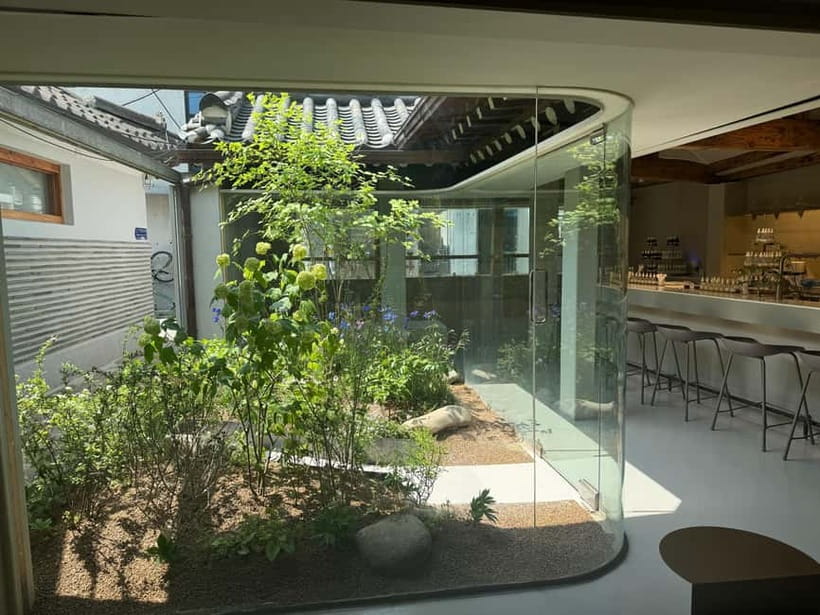 Seoul: Perfume-Making Workshop in a Hanok - The smell menu: 500+ materials and seven fragrance types