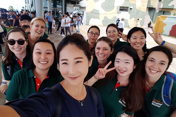 Seoul Private 4 Hour Tour with A Korean Buddy - The Main Sightseeing Phase: Choose Your Mix of Palaces, Hanok Streets, and City Views