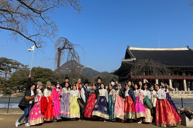 Seoul Private 4 Hour Tour with A Korean Buddy - How Great Guides Make the Tour Feel Like a Friend’s Help