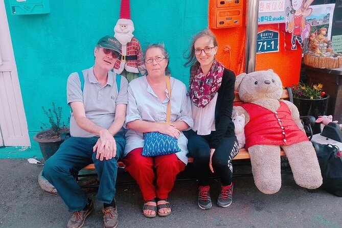 Seoul Private Custom Walking Tour with A Guide (Private Tour) - Price and value: what you’re paying for at $58.98 per person